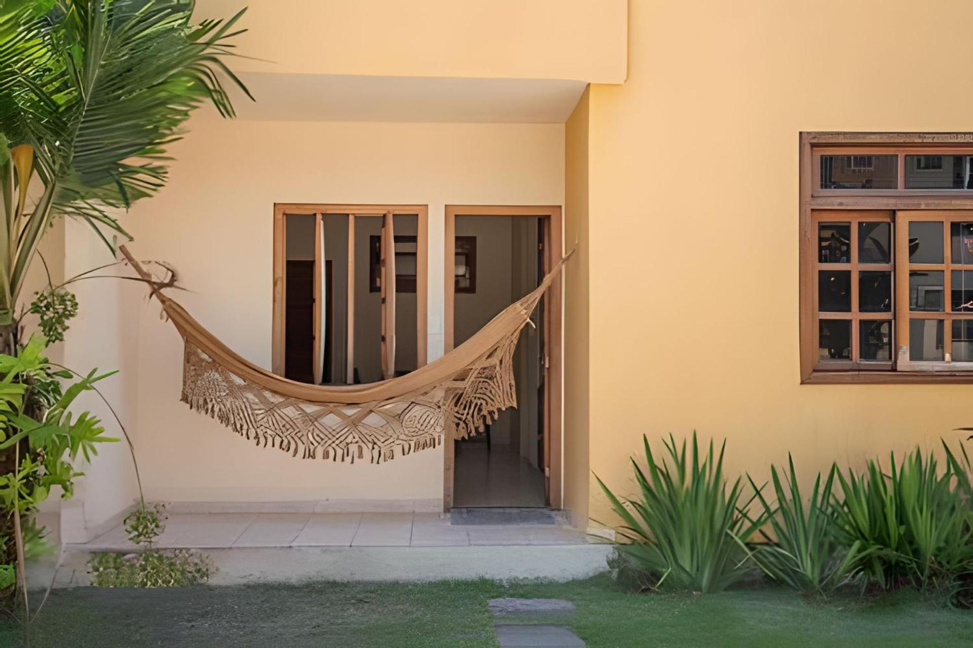 Em Frente A Praia De Taperapuan; Piscina; 1 Quarto; Wifi 300 Mbs; Estacionamento Gratuito 1 Veiculo Porto Seguro Exterior foto